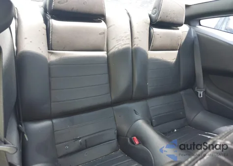 2013 Ford Mustang V6 Premium from USA, damaged, VIN 1ZVBP8AMXD5252221